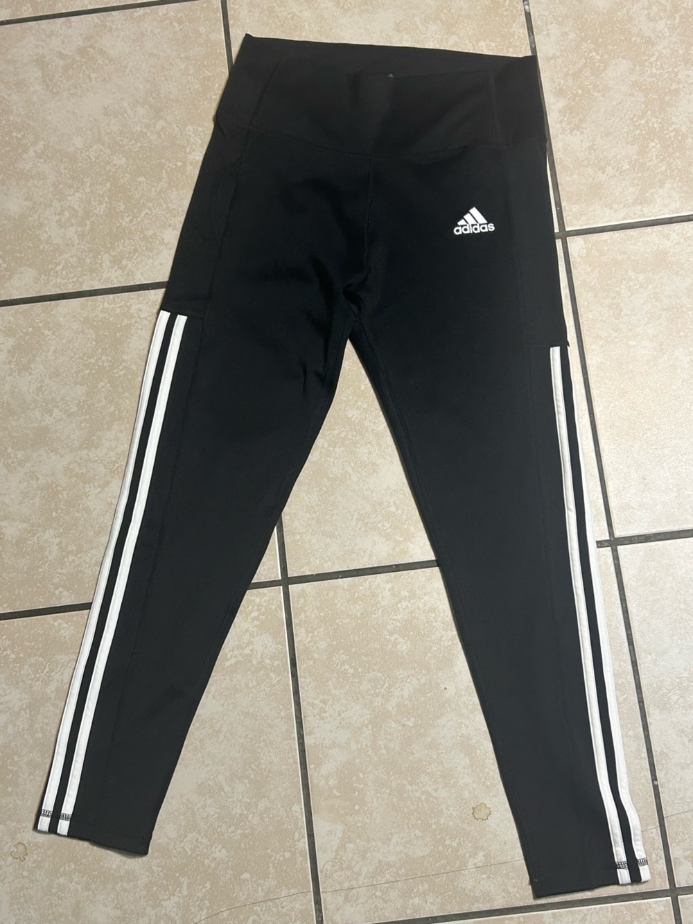Adidas 3-stripe AEROREADY yoga workout leggings
